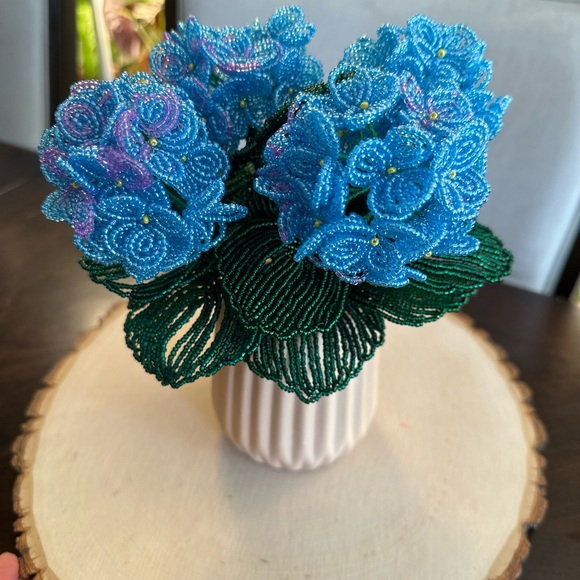 Handmade Beaded Hydrangea - Picture 4 of 5